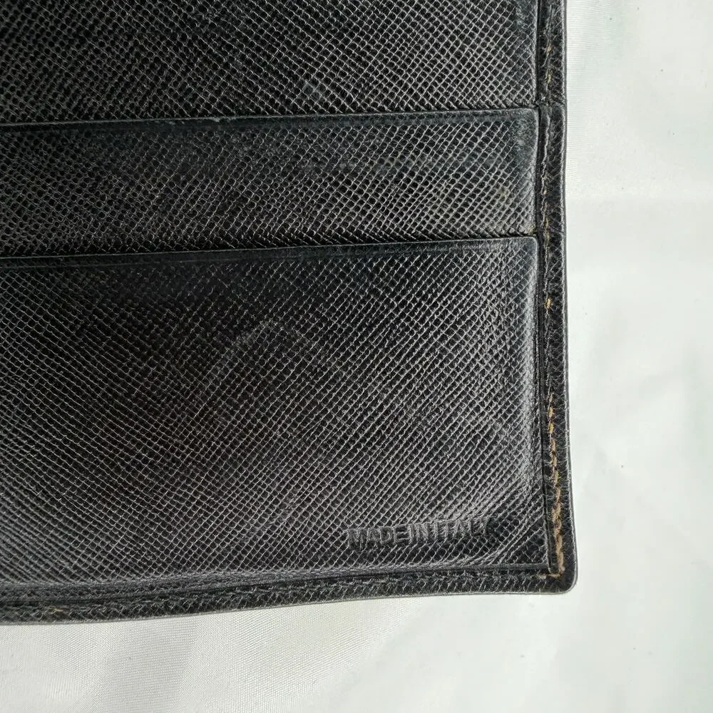 Prada Men’s Bifold Black Saffiano Leather Wallet Made In Italy Elegant, Classic